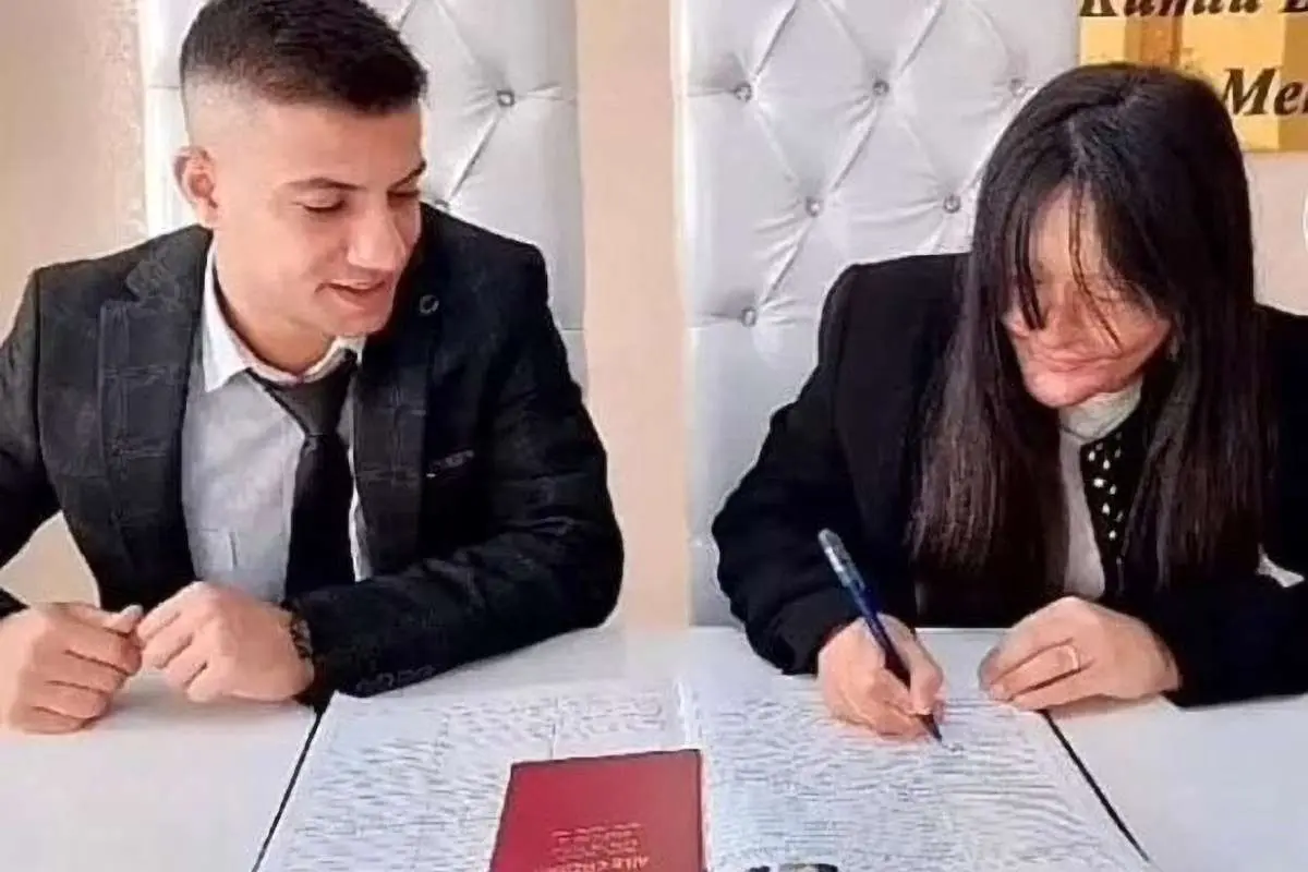 (تصاویر) ازدواج یک دختر با پسری که به صورتش اسید پاشید