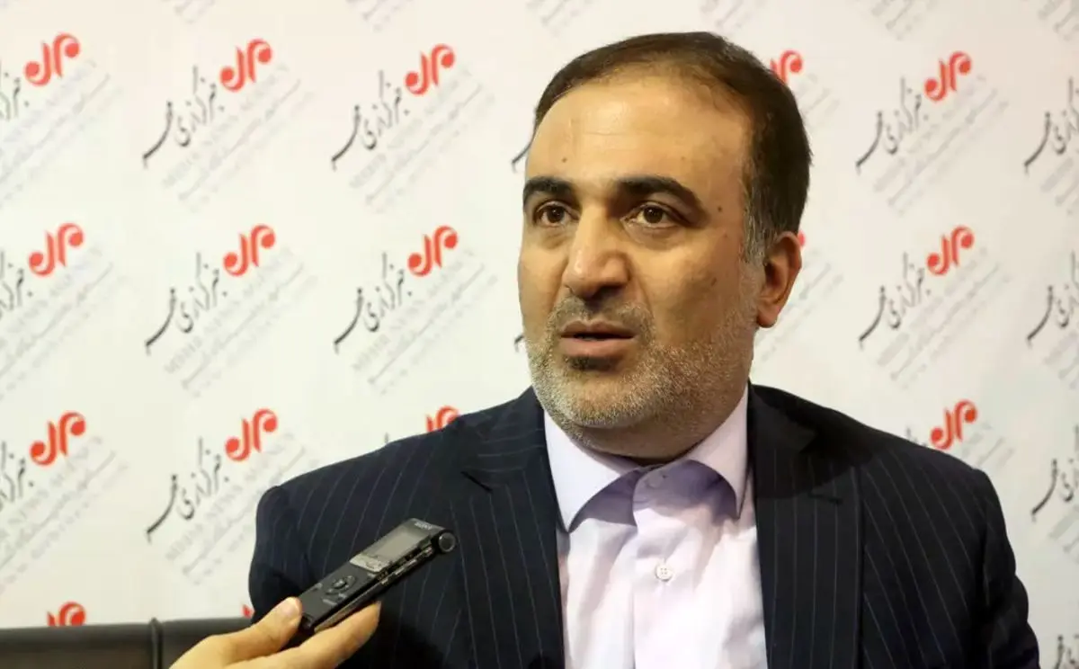 «فرزندان برخی مسئولان در کشور‌های دشمن سرمایه گذاری می‌کنند»