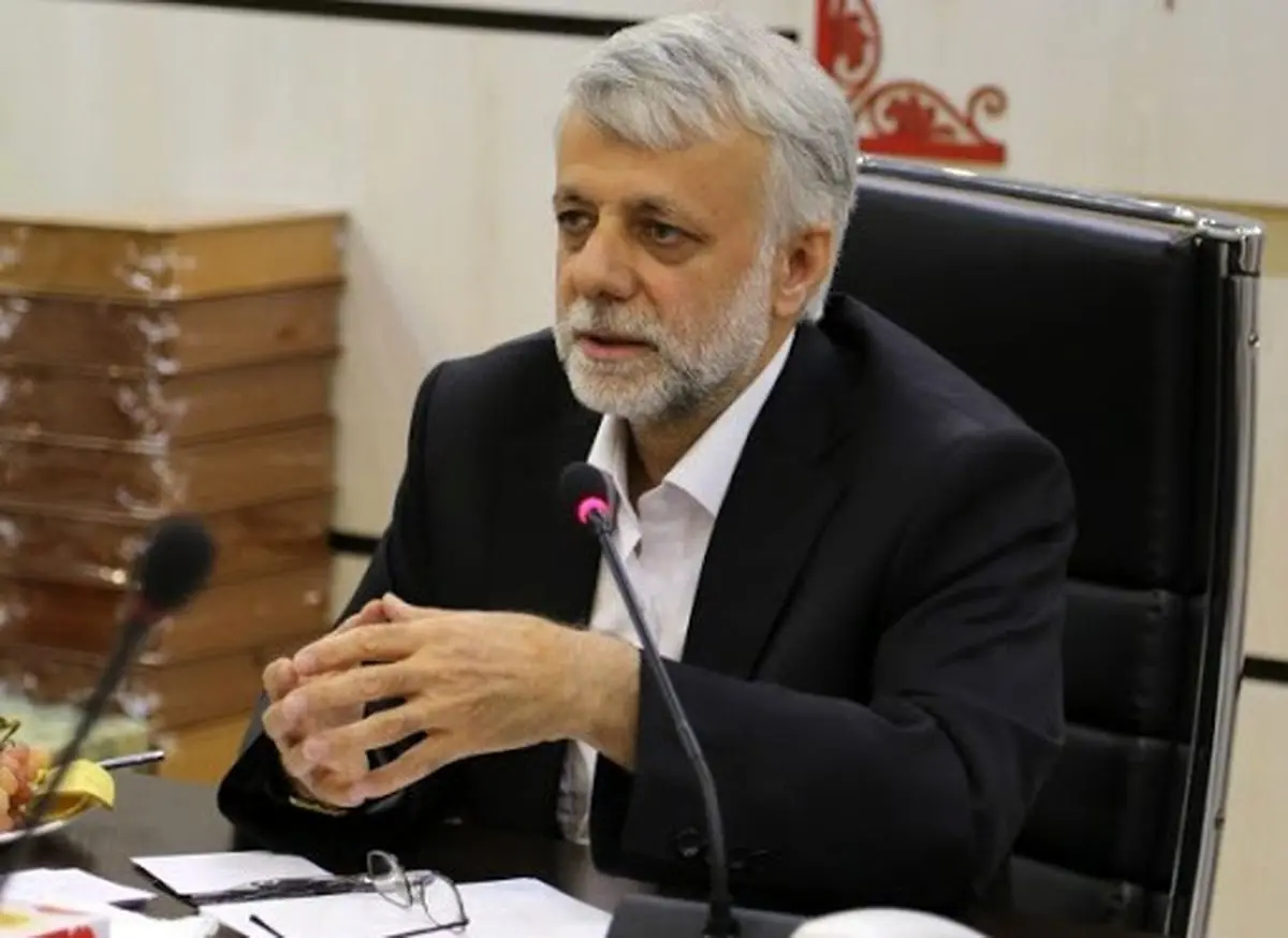 «محسن رضایی خودش را بالاتر از مخبر می‌داند»