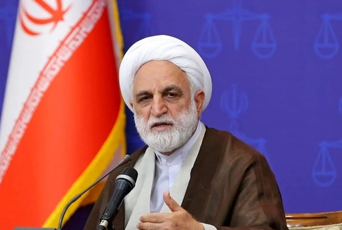 محسنی اژه‌ای:
حین بازرسی منزل متهم نباید برای خانواده او دلهره ایجاد شود