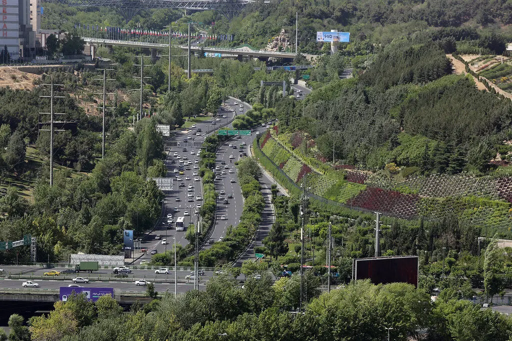 آلودگی هوا سالانه جان بیش از ۴۰هزار ایرانی را می‌گیرد/ راهی جز سبز شدن نداریم

