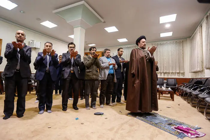 (تصاویر) دیدار اهالی رسانه با یادگار امام(ره)