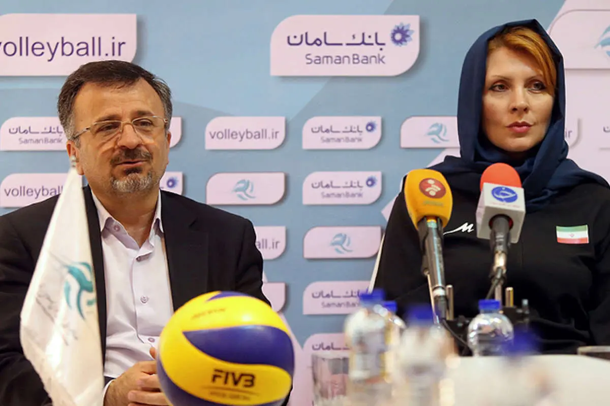 (تصاویر) معارفه سرمربی تیم والیبال بانوان