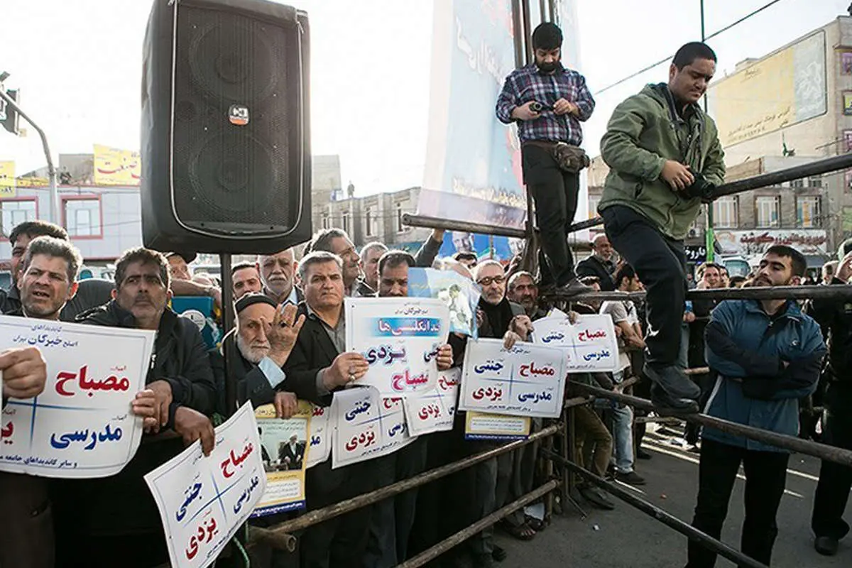 (تصاویر) سفر انتخاباتی آیت الله جنتی