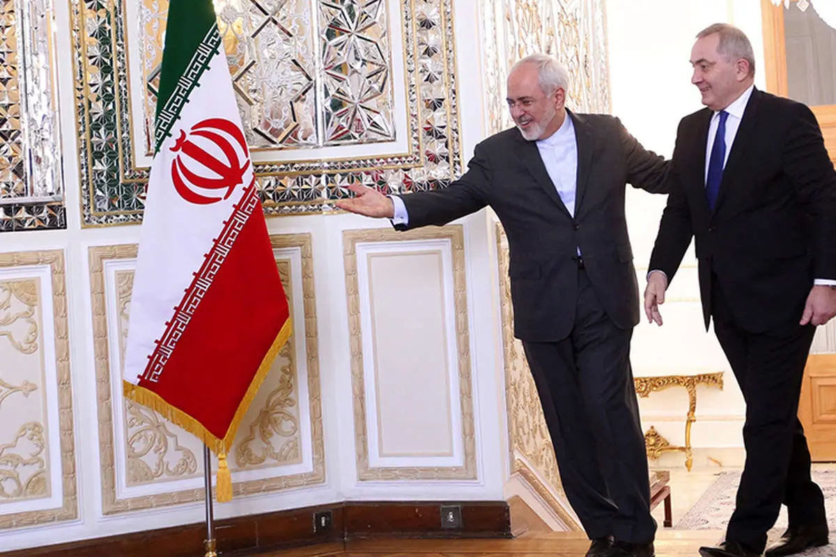 دیدار دوستانه فوتبال، اهالی سینما در همایش، همایش اقتصاد هنر با حضور هنرمندان، مجلس...