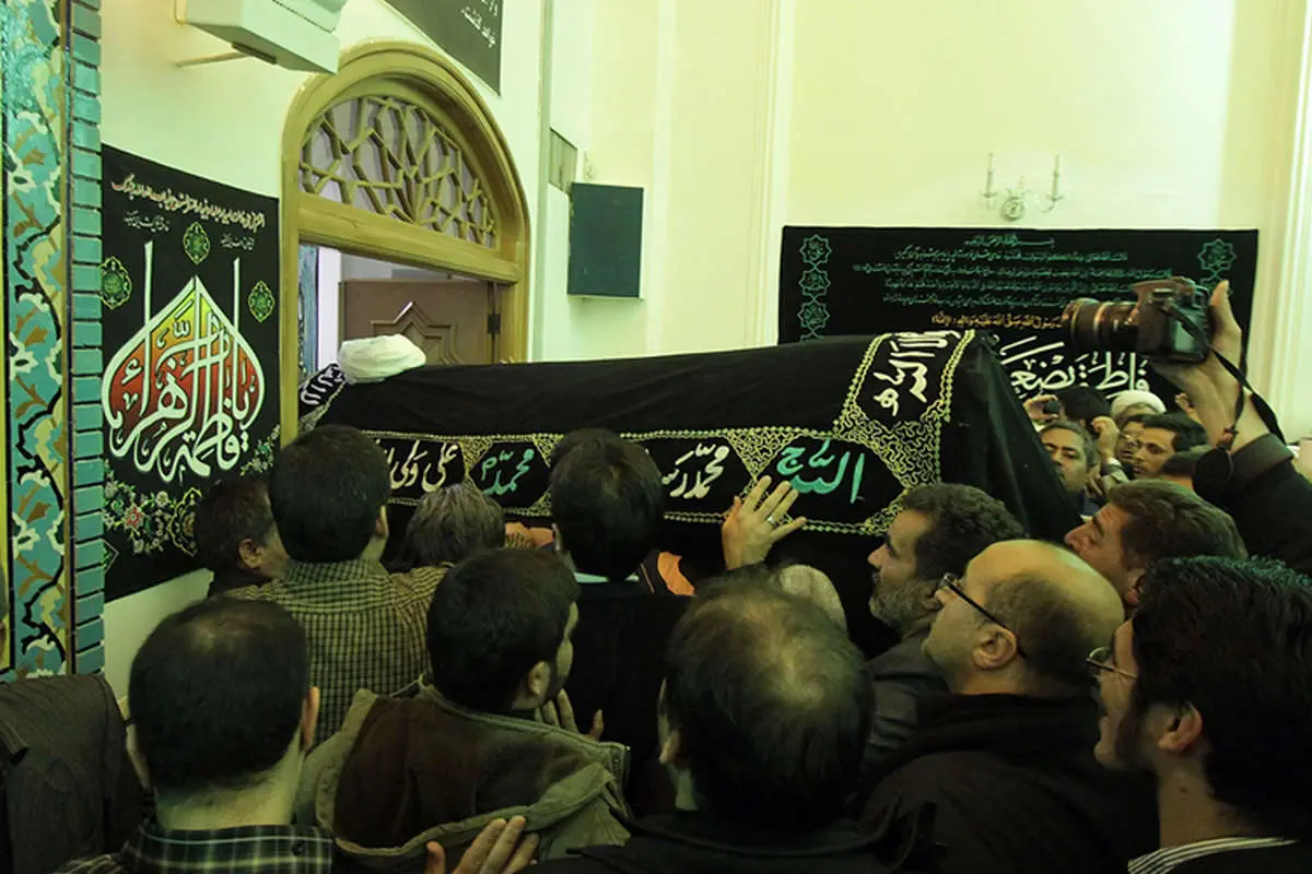 وداع با پیکر آیتالله طبسی، ورود نخستوزیر ترکیه به تهران، اختتامیه جشن فیلم و تصویر،...