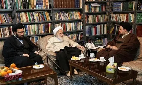 حضور یک مرجع تقلید در خانه سید حسن خمینی