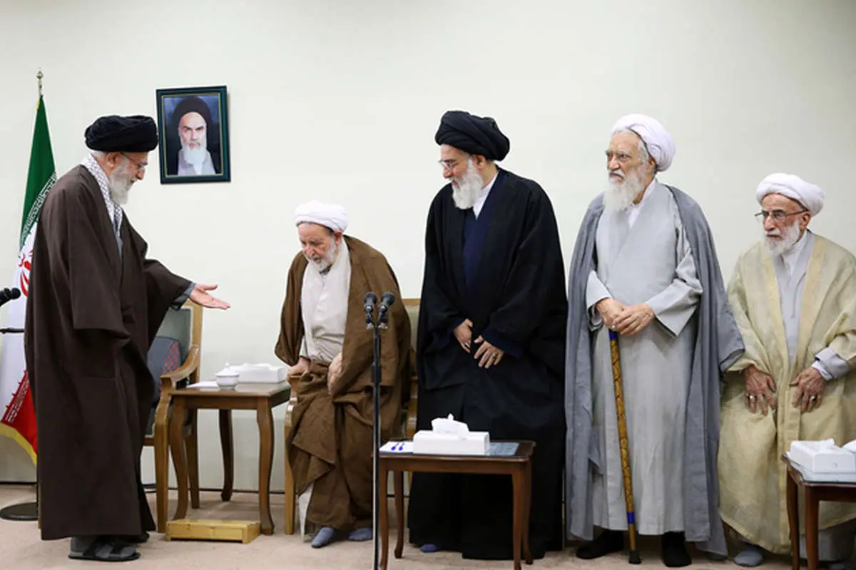 (تصاویر) دیدار اعضای مجلس خبرگان با رهبر انقلاب