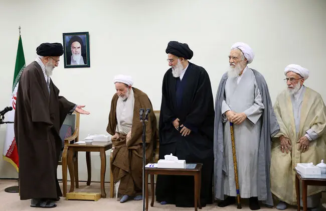 (تصاویر) دیدار اعضای مجلس خبرگان با رهبر انقلاب