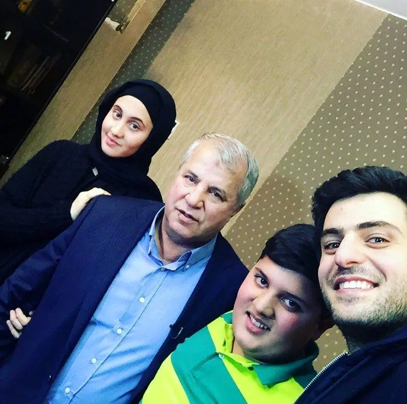 برنامه پروپیمان تحویل سال با اجرای علی ضیا