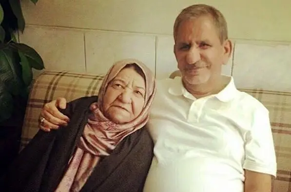 (تصویر) معاون اول رییس‌جمهور و مادرش