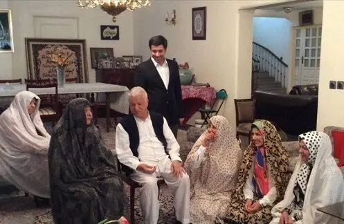 (تصویر) لحظه تحویل سال در منزل هاشمی