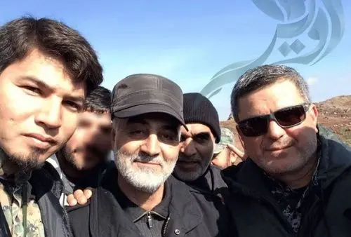 سلفی شهدای مدافع حرم با حاج قاسم