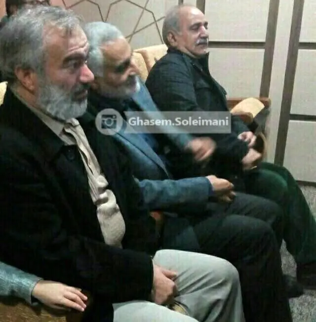 (تصویر) سردار سلیمانی با پرویز پرستویی به تماشای بادیگارد نشست