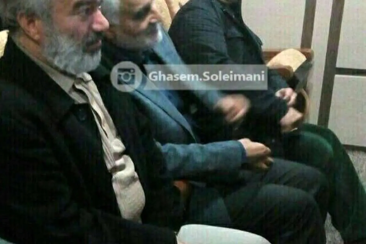 (تصویر) سردار سلیمانی با پرویز پرستویی به تماشای بادیگارد نشست