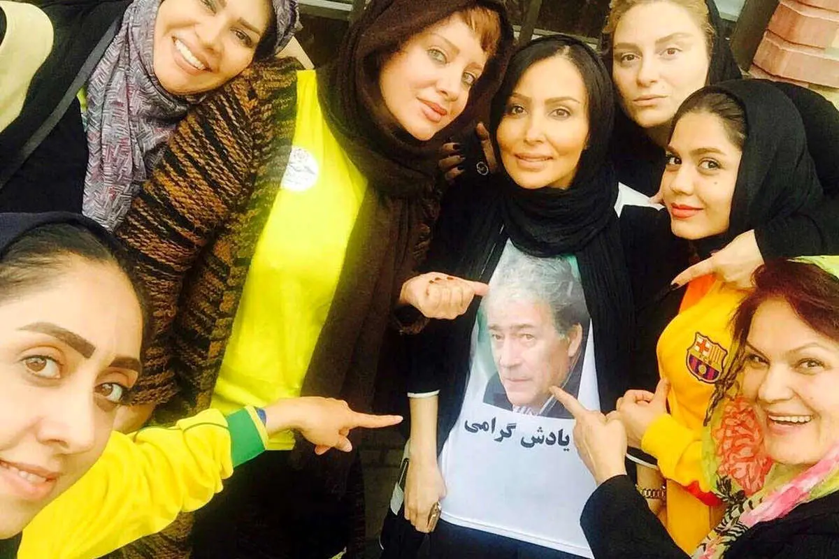 تصویر حجازی روی تی‌شرت پرستو صالحی