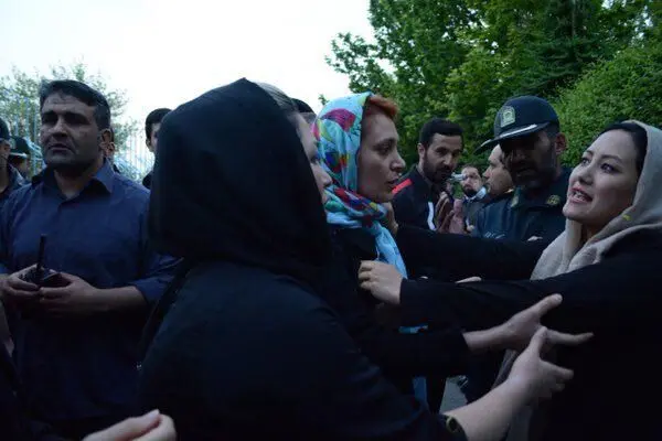 ممانعت پلیس از برگزاری مراسم یادبود "ستایش"