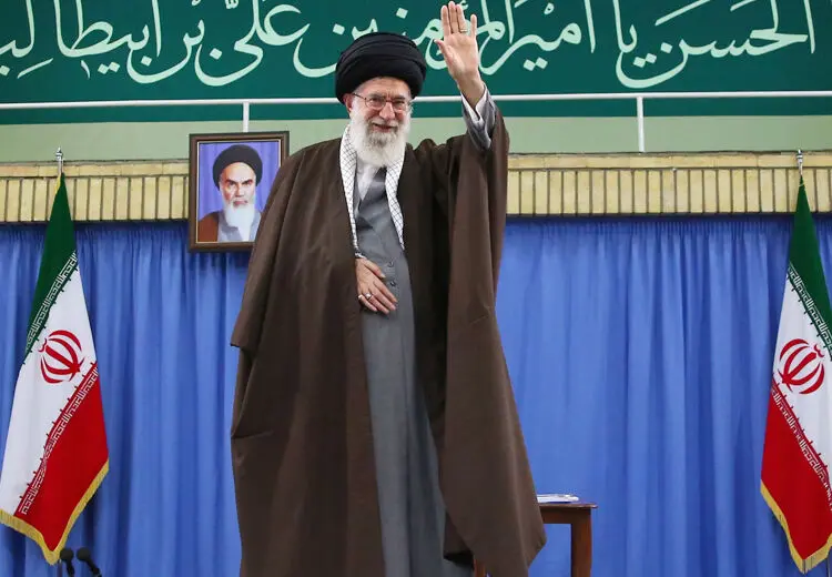 جشن ازدواج دانشجویی، هواداران مرحوم مهرداد اولادی، روز بزرگداشت سعدی، مناطق سیل‌زده...