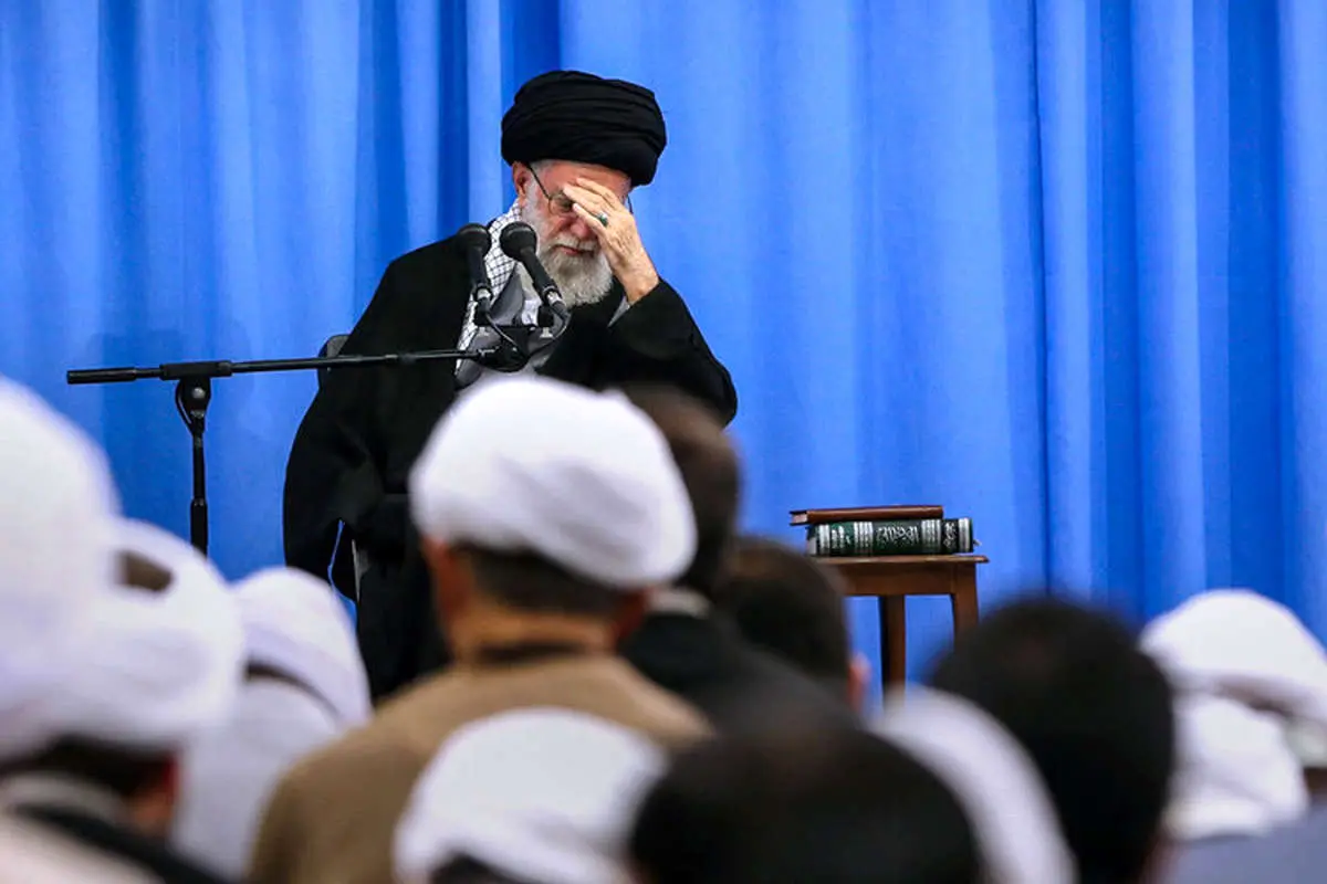 جشن تولد آتیلا پسیانی، ادای احترام به جمشید مشایخی، سلفی دخترانه با صدراعظم، خانهای...
