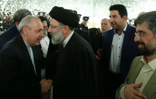 (تصاویر) عراقچی و فانی خادم رضوی(ع) شدند