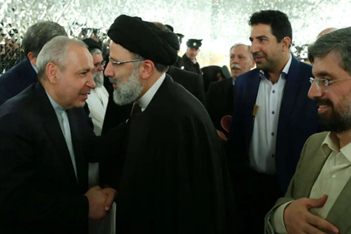 (تصاویر) عراقچی و فانی خادم رضوی(ع) شدند