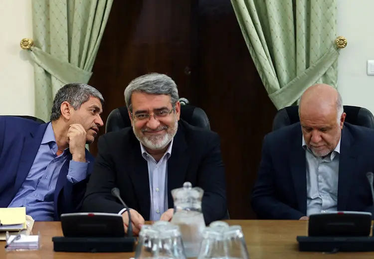 جشن تولد هنرمندان، نمایشگاه گل و گیاه و کتاب، کنفرانس اوقات فراغت، سرنوشت کالاهای...
