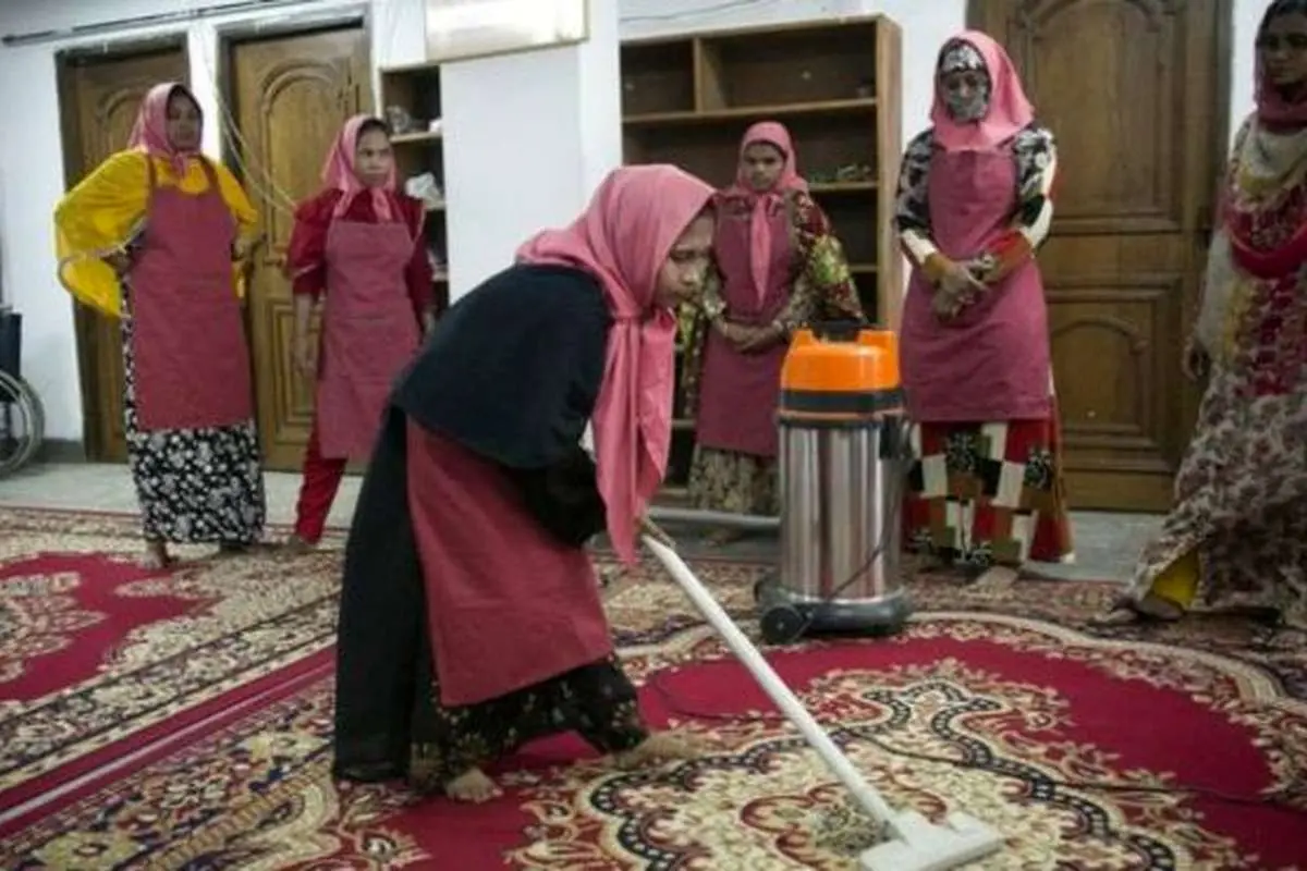 جنجال توئیتری؛ زنان عربستانی خدمتکار شوند؟