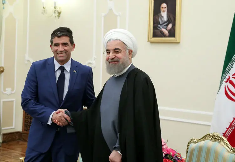 سفر عارف به چند شهر، در حاشیه مراسم ختم مهرداد اولادی، پشت صحنه برنامه تلویزیونی،...