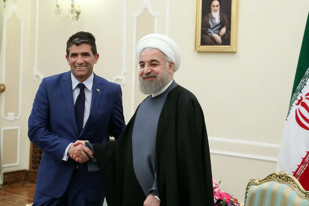 سفر عارف به چند شهر، در حاشیه مراسم ختم مهرداد اولادی، پشت صحنه برنامه تلویزیونی،...