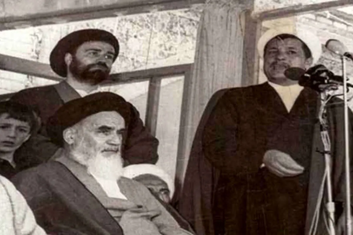 عکسی دیده نشده از مراسم شهادت استاد مطهری