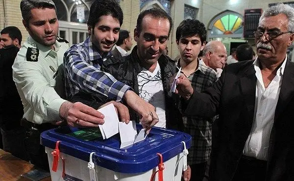 شهردار را مردم انتخاب کنند یا شورای شهر؟