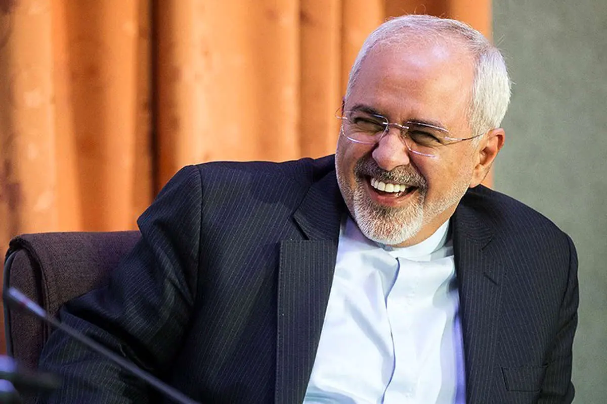 تماشای صحنه اعدام، جشن سینمای جوان، اکران فیلمهای سینمایی، شادی آبادانیها با جنابخان،...