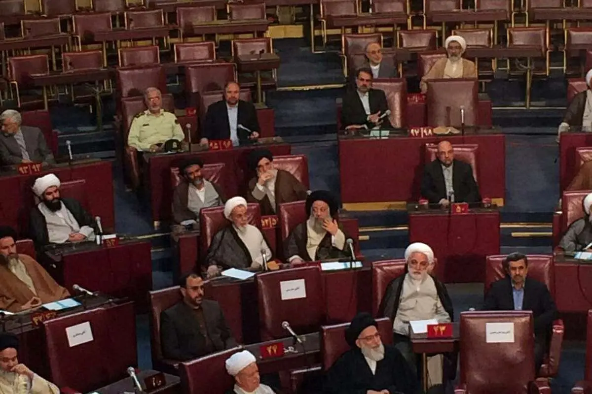 (تصویر) احمدینژاد مهمان مراسم افتتاحیه خبرگان