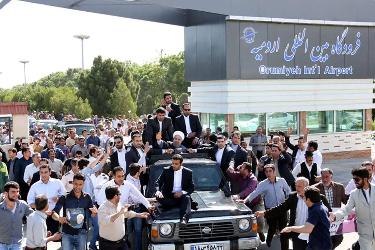 (تصاویر) استقبال از روحانی در ارومیه