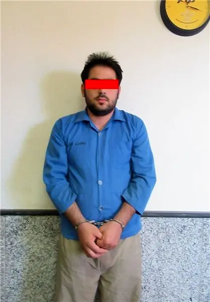دستگیری سارق آنلاین بنز و بی‌ام‌و!