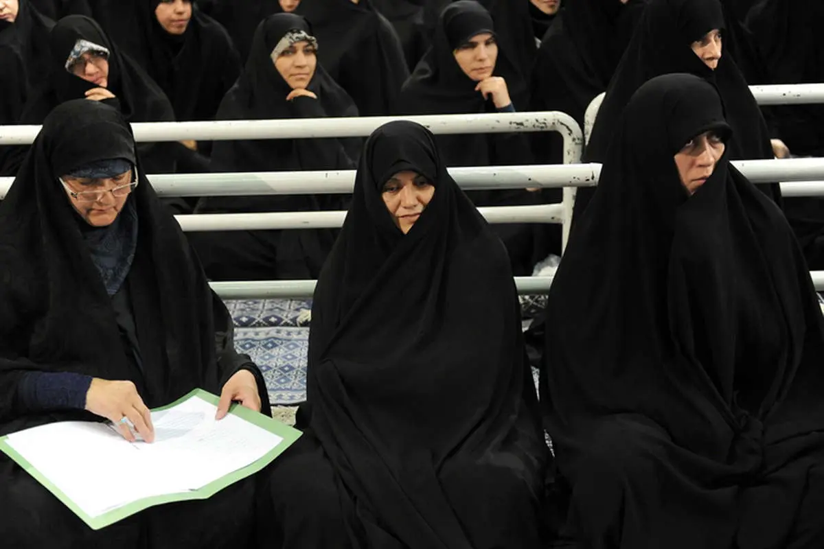 دیدار اساتید با مقام معظم رهبری، ضیافت افطار، گلریزان برای کودکان کار، مجلس ترحیم...