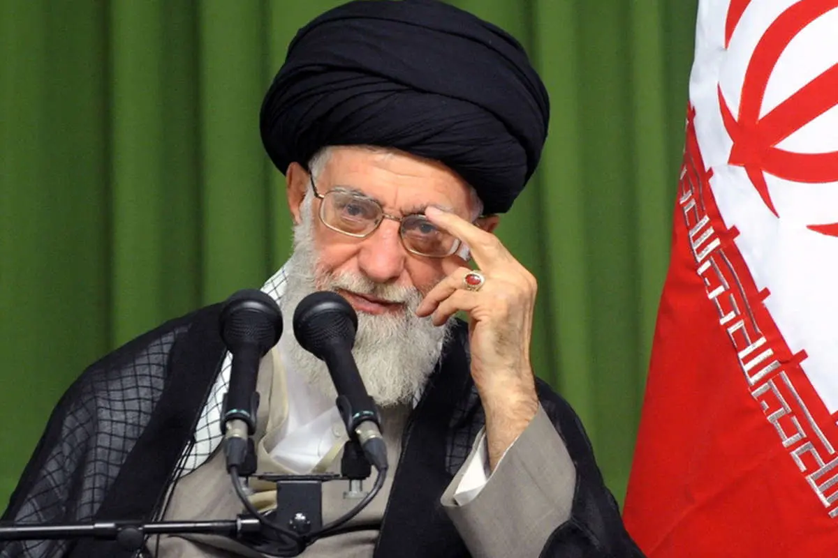 شعرخوانی در دیدار با مقام معظم رهبری، شوخی سر پخت آش، اکران خیریه فیلم بارکد، حال...
