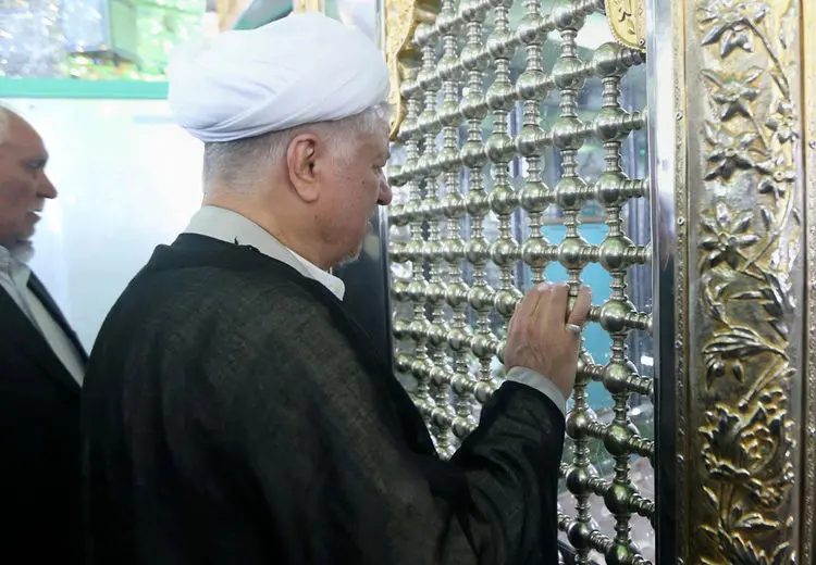 امروز به روایت تصویر// خداحافظی یک فوتبالیست، مراسم ختم، کودتا، گریه تلخ در مراسم تشییع و...
