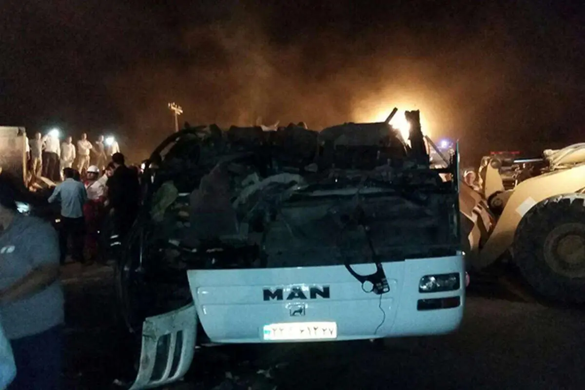 (تصاویر) تصادف مرگبار اتوبوس در جاده چالوس