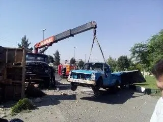 (تصاویر) تصادف وحشتناک کامیون در شهر زنجان