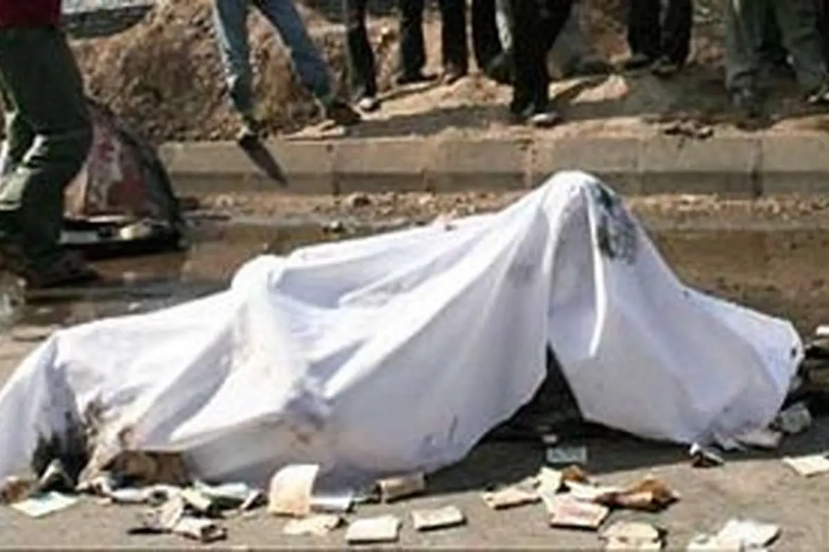 برخورد مرگبار کامیون حامل آجر با عابرپیاده