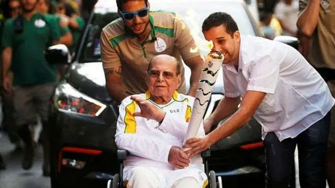 جراح مشهور پس از حمل مشعل المپیک درگذشت