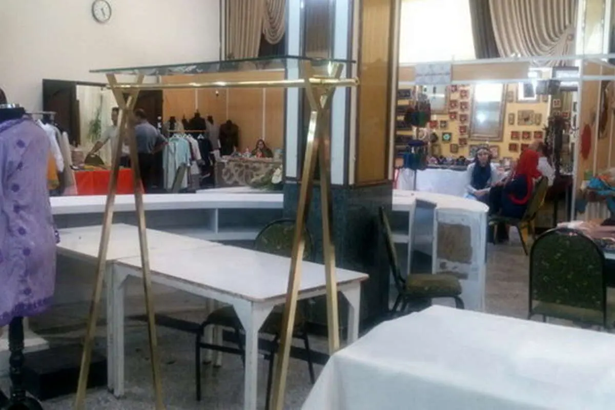 گله هنرمندان حاضر در نمایشگاه مُد