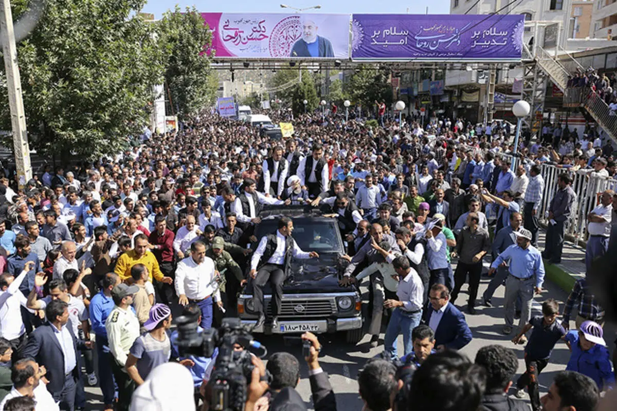 (تصاویر) استقبال از روحانی در یاسوج