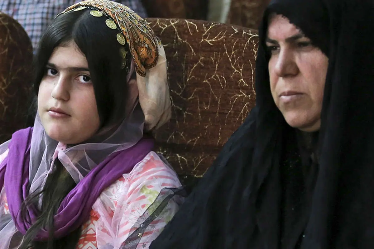 امروز به روایت تصویر// مدال کشتی، نمایندگان در صحن، سلفی با مدالآور، جشن فارغ التحصیلی و ...
