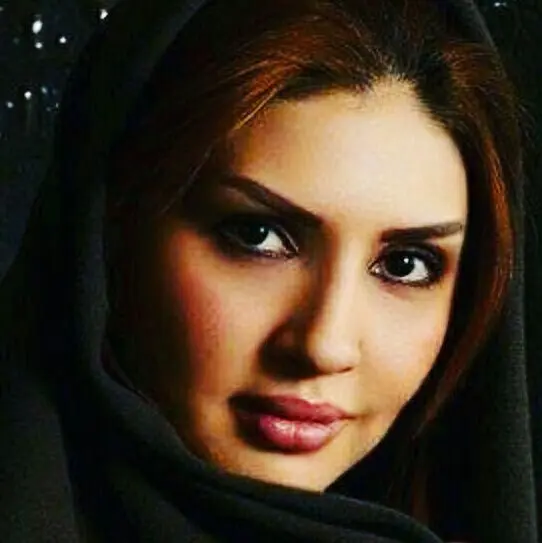 نیلوفر خرم‌نیک، بازیگر هنگام عمل جراحی درگذشت