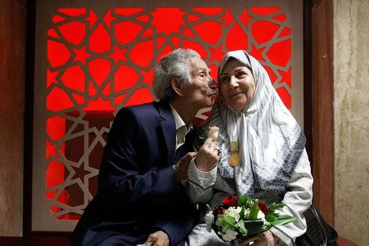 (تصاویر) گردهمایی عشاق 50 ساله