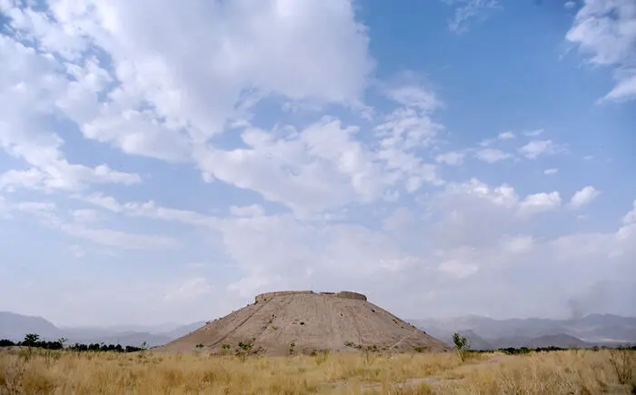 (تصاویر) رونمایی از تپه 7هزارساله در نظرآباد