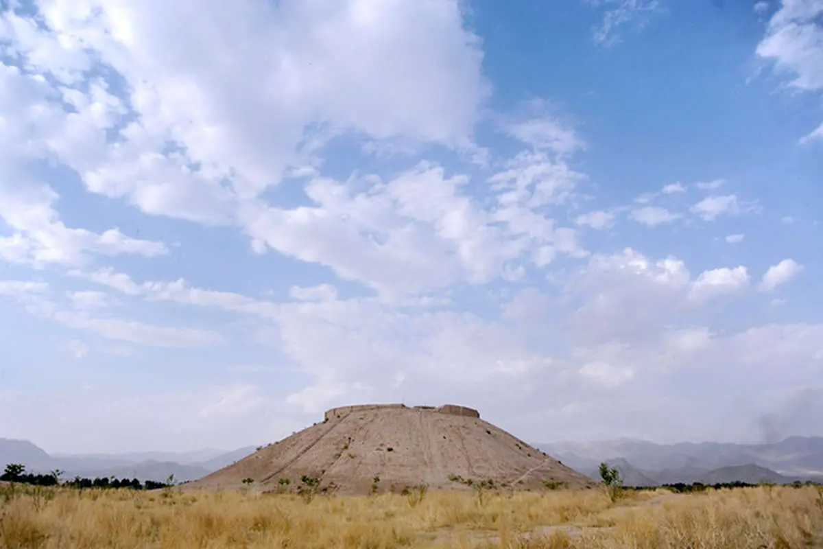 (تصاویر) رونمایی از تپه 7هزارساله در نظرآباد