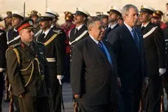سفر غیر منتظره بوش به بغداد